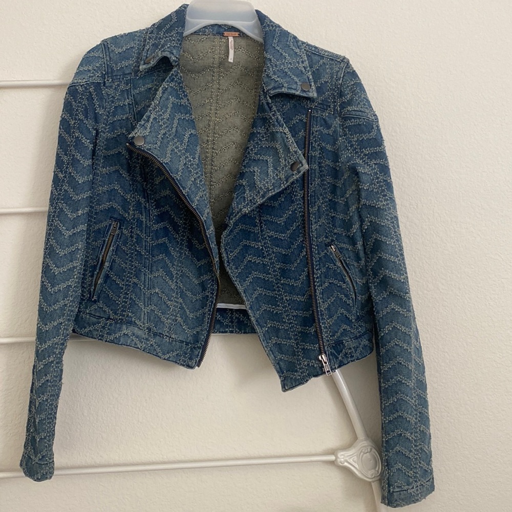 Free People Vintage Style Denim Jacket Zippers SZ 4 NWOT